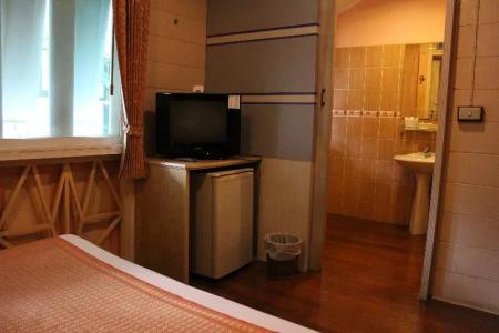 Samsen Sam Place - 88