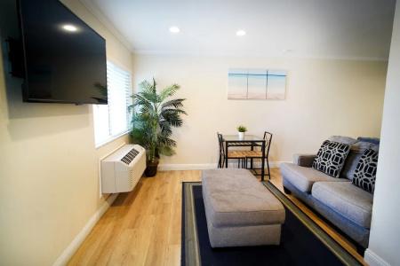 Anaheim Executive Inn & Suites - 130