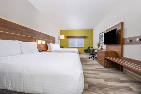 Holiday Inn Express & Suites - St. Petersburg - Madeira Beach, an IHG - 34