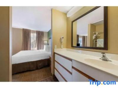 Extended Stay America Select Suites - - East - 49