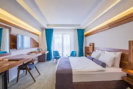 Karpalas City & Spa - 20