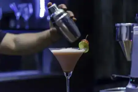 Diamond Palace Resort & Sky Bar - 10
