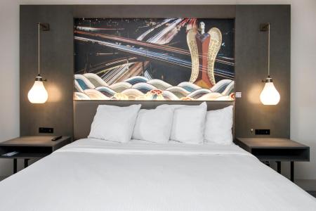 Best Western Plus Dragon Gate Inn - 6