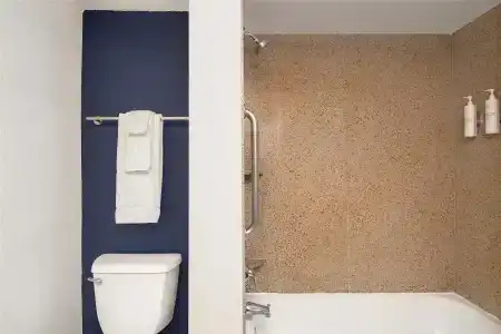 Fairfield Inn & Suites by Marriott - 27