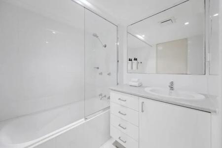 Ultiqa Beach Haven On Broadbeach - 152