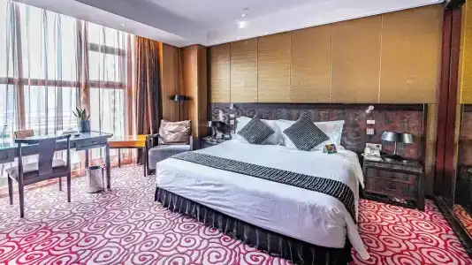 Christian's Luoyang - 128
