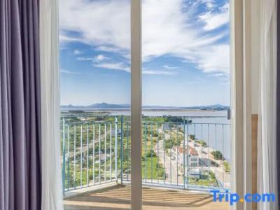 Ocean Soleview - 126
