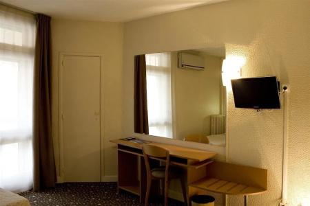 Ours Blanc - Place Victor Hugo - 60