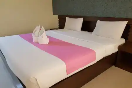 Poonsook Phitsanulok Sha Plus - 62