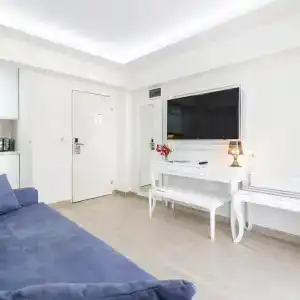 Princess Kinli Suites - 14