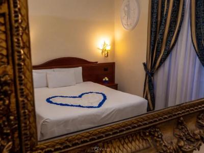 Caroline Suite - 36