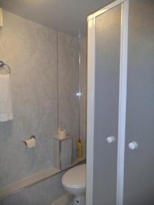 Menzies - 17