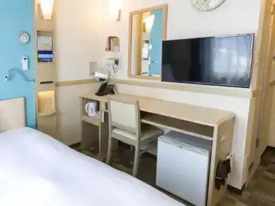 Toyoko Inn Osaka Kyobashi Sakuranomiya - 6