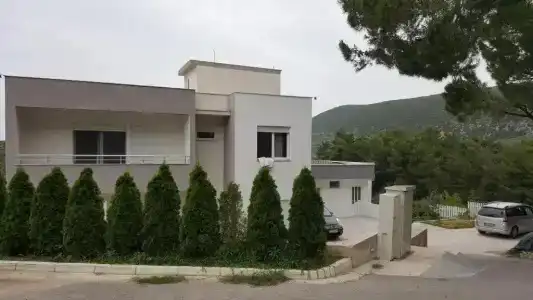 Belvedere - 94