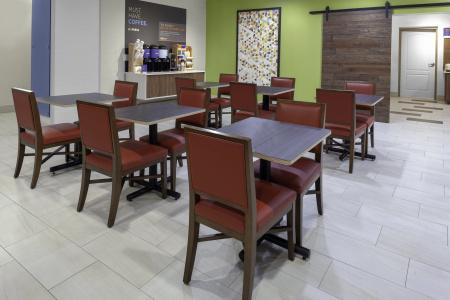 Holiday Inn Express-Broadway at the Beach, an IHG - 16