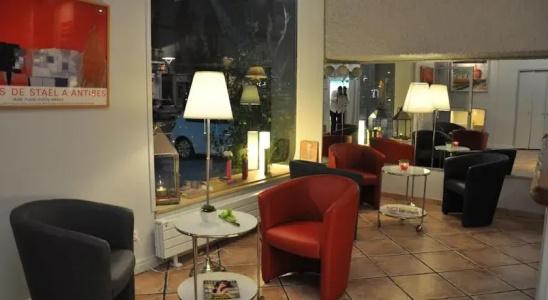 Hôtel Mondial - 24