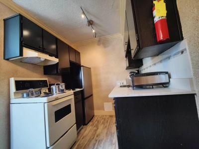 Divya Sutra Suites on Robson Downtown - 20