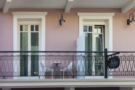Consolato Boutique - 17