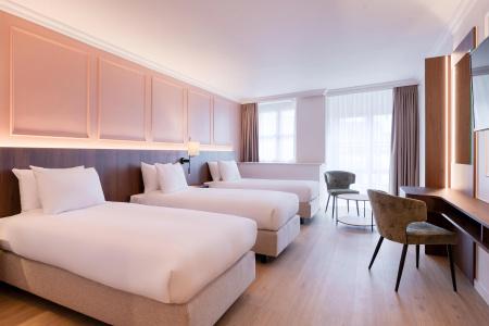 Golden Tulip de’ Medici - 33