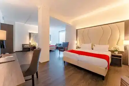 Best Western Plus Plaza Almere - 68