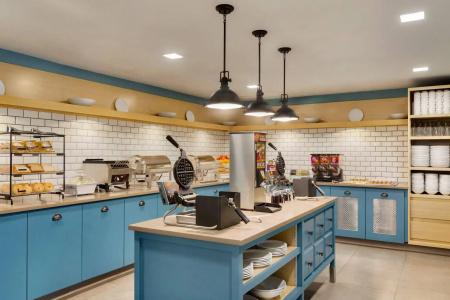 Country Inn & Suites by Radisson, Seattle-Tacoma International Airport, WA - 5