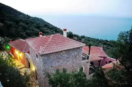 Dio Guesthouses - 142