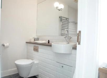 Holm House - 30