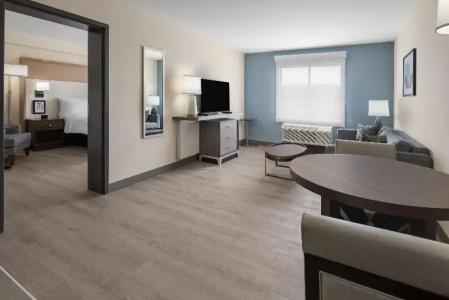 Quality Inn West End - 63