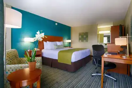 Best Western On The Bay Inn & Marina - 33