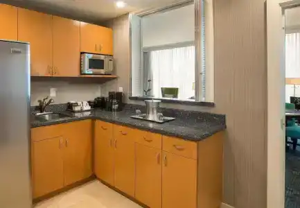 Courtyard by Marriott Fort Lauderdale Beach - 35
