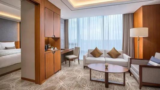Lotte Yangon - 104