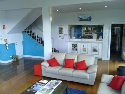 Waterfront Lodge - 12