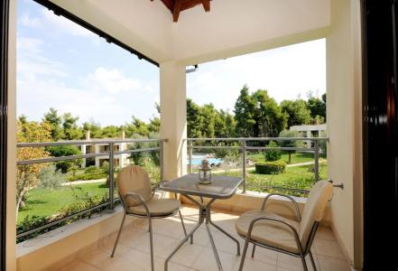 Polyastron Villas & Suites - 80