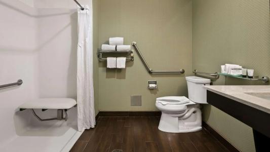 Best Western Pacific Inn - 92