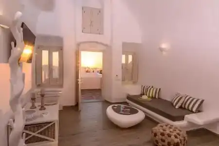 Angel Luxury Suites - 56