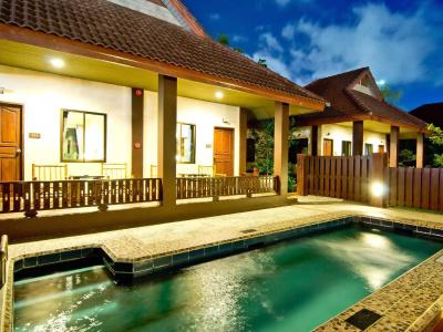 Rose Bay Resort - 90