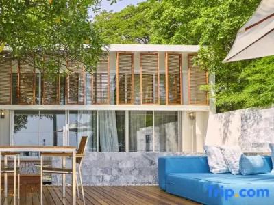 Veranda Pool Suite - 131