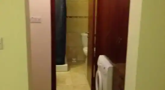Lakis Court - 8