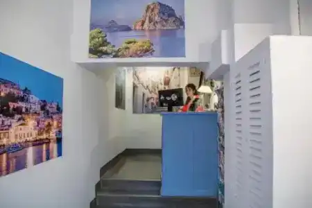 Costa - 8