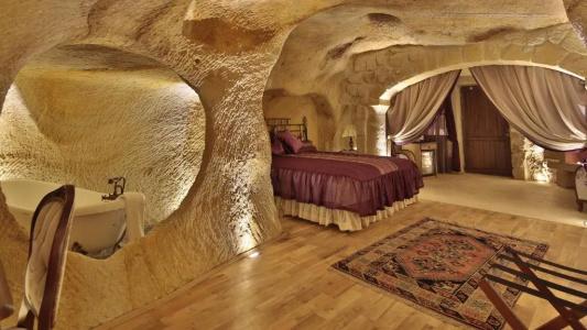 Golden Cave Suites - 145