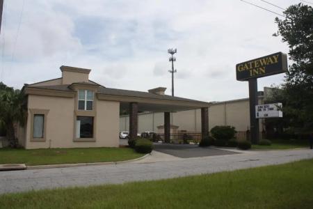 Gateway Inn - 0