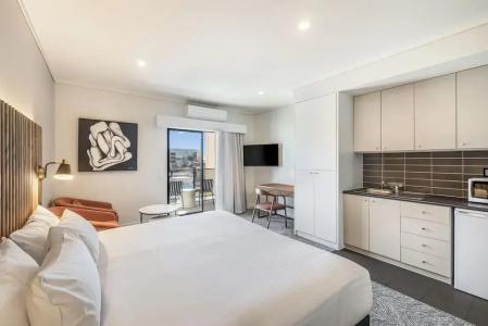 Adina Apartment Barrack Plaza - 88
