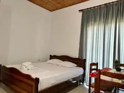Dollomaja Ksamil - 1