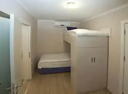 Walk In - 28