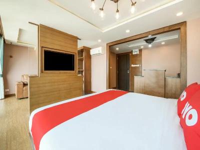 Vaccinated Staff - Oyo 458 Nakorn Siam Boutique - 27