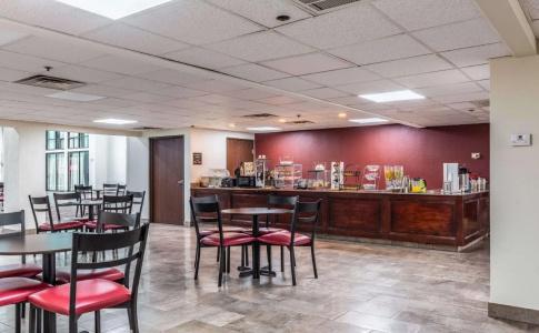 Red Roof Inn Plus+ & Suites Houston – Iah Airport Sw - 27