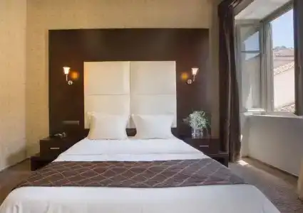 Aion Luxury - 100