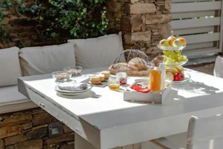 White Tinos Luxury Suites - 6