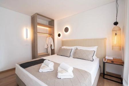 Mirablue Luxury Residences - 382