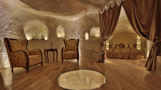 Golden Cave Suites - 150
